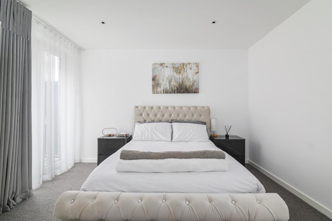 Luxury Spacious Flat With Communal Gardens And Parking Londres Extérieur photo