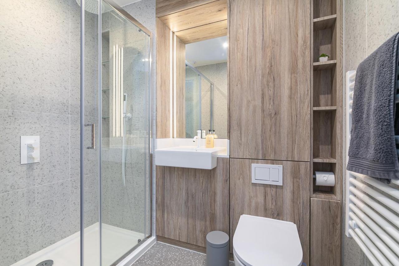 Luxury Spacious Flat With Communal Gardens And Parking Londres Extérieur photo